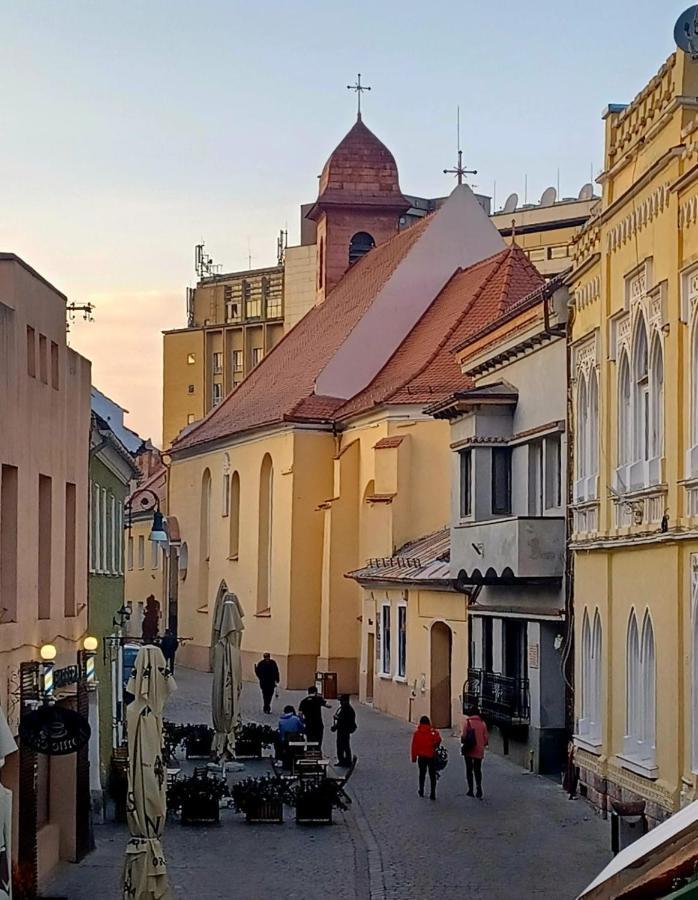 Happy House Brasov Exterior photo
